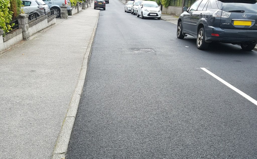 Photo of part of the resurfaced section of Northcote Avenue